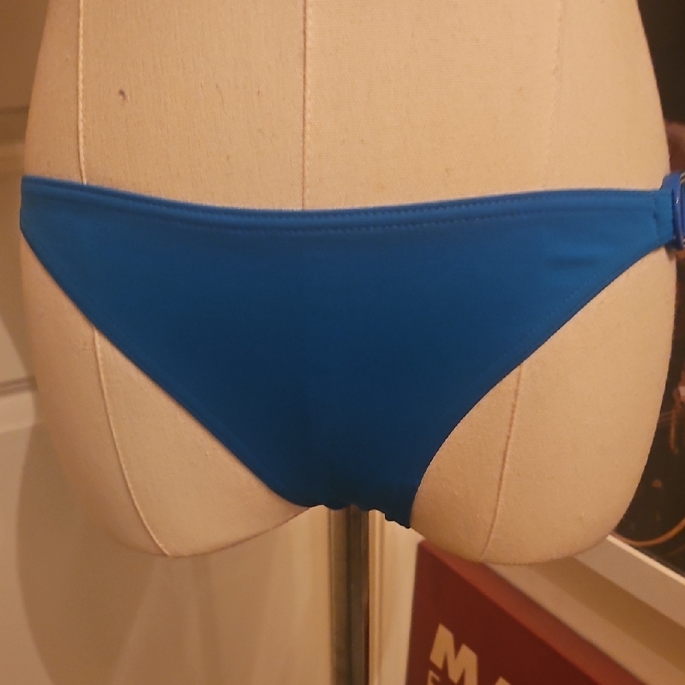 Hermes Vibrant Blue Bikini Set - Picture 4 of 11